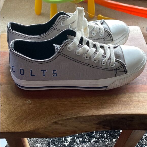 Foco Colts Gray Canvas Sneakers for Men - Picture 5 of 12